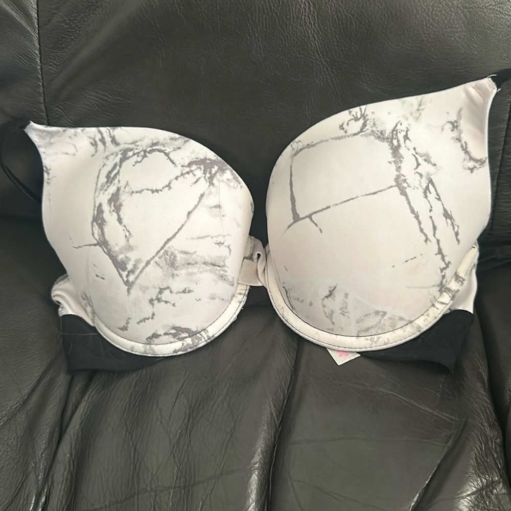 Marble pink VS bra 34B
